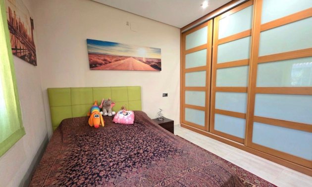 Resale - Villa -
Dehesa de campoamor - Campoamor