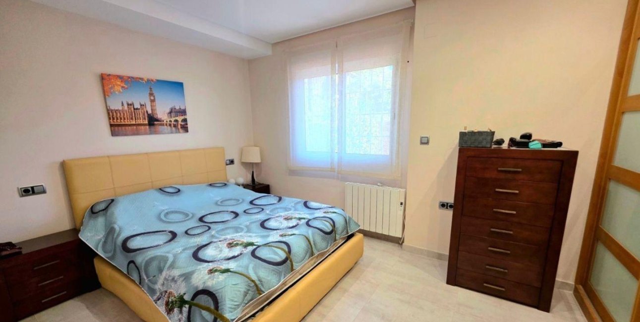 Resale - Villa -
Dehesa de campoamor - Campoamor