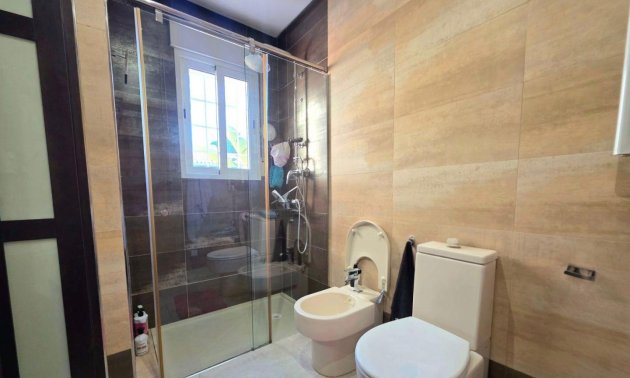 Resale - Villa -
Dehesa de campoamor - Campoamor