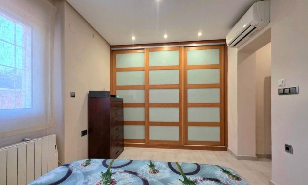 Resale - Villa -
Dehesa de campoamor - Campoamor
