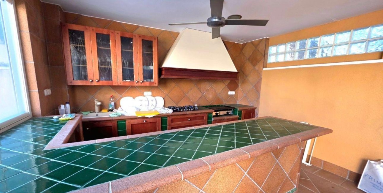 Resale - Villa -
Dehesa de campoamor - Campoamor