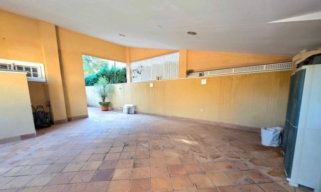 Resale - Villa -
Dehesa de campoamor - Campoamor