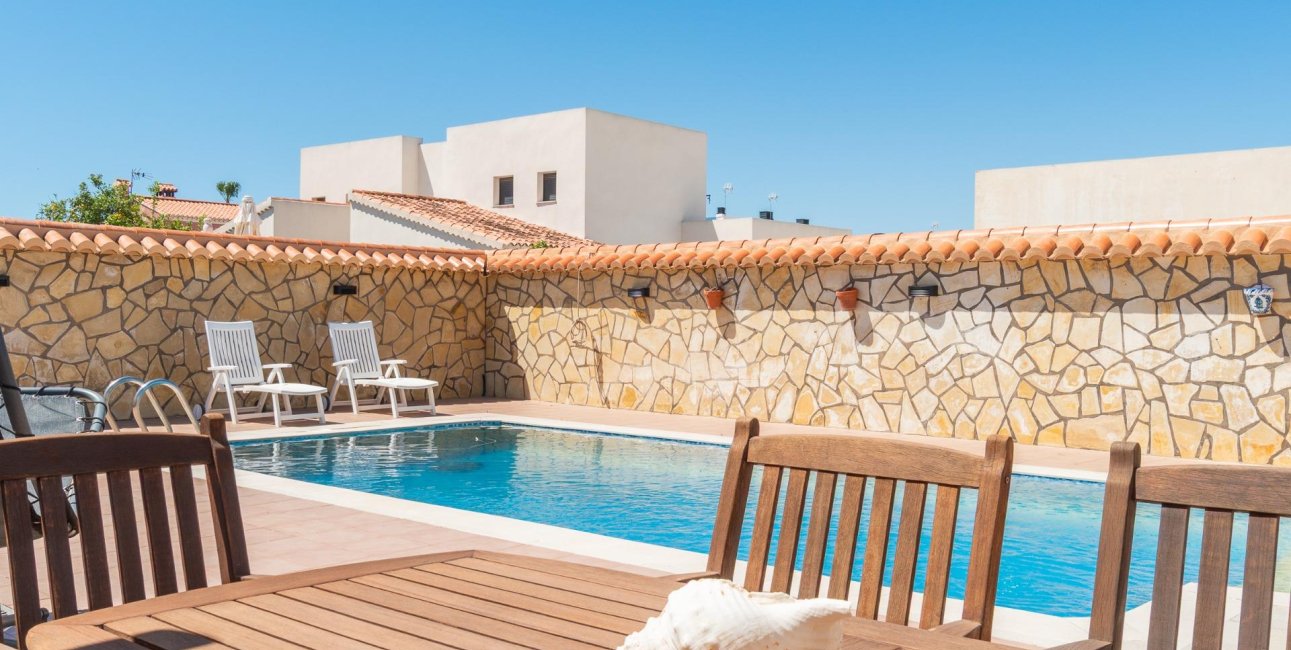 Resale - Villa -
Torrevieja - Torreta florida
