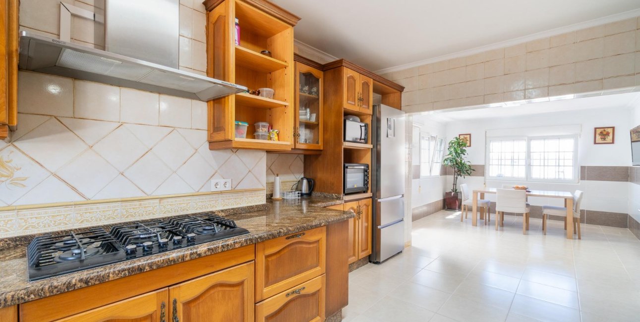 Resale - Villa -
Torrevieja - Torreta florida