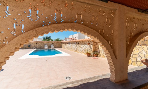 Resale - Villa -
Torrevieja - Torreta florida
