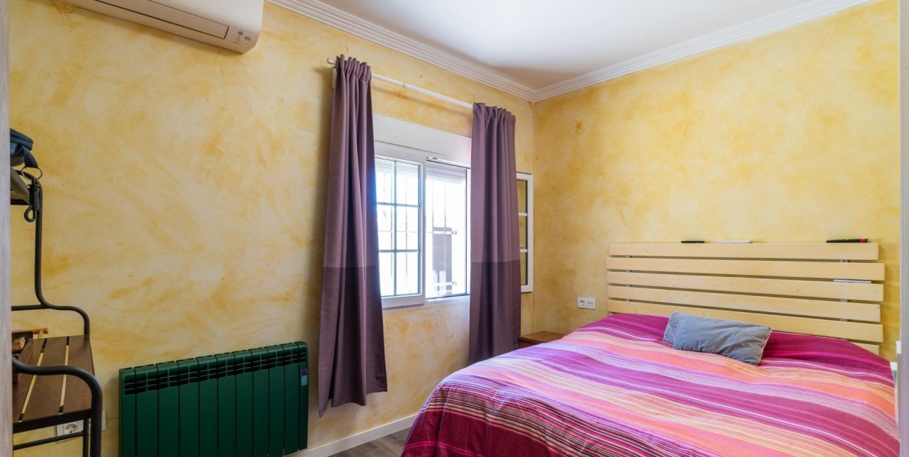 Resale - Villa -
Torrevieja - Torreta florida