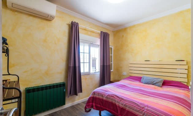 Resale - Villa -
Torrevieja - Torreta florida