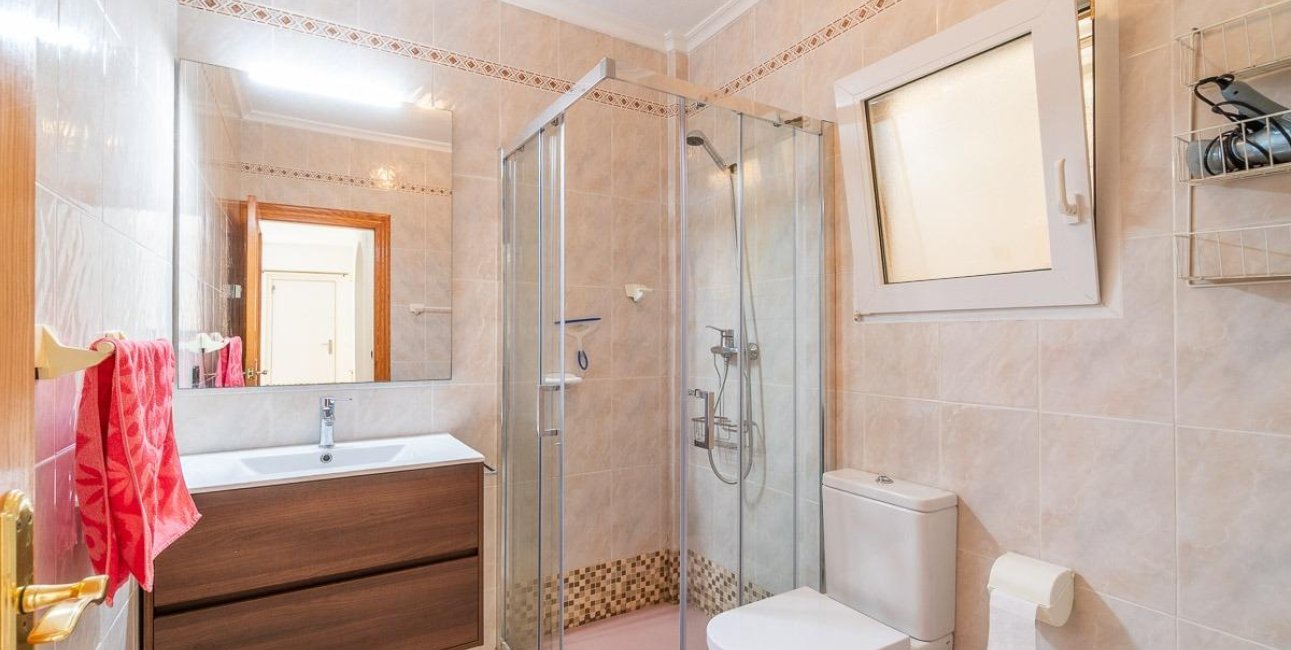 Resale - Villa -
Orihuela Costa - Playa Flamenca