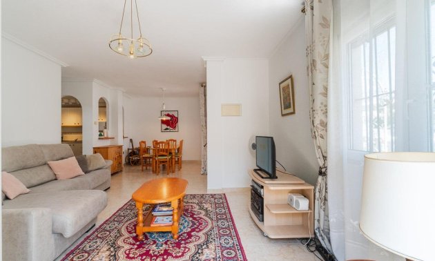 Resale - Villa -
Orihuela Costa - Playa Flamenca