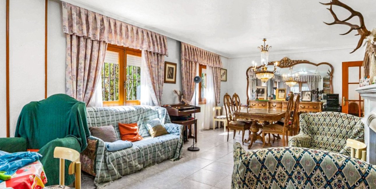 Resale - Villa -
Orihuela Costa - Los Balcones