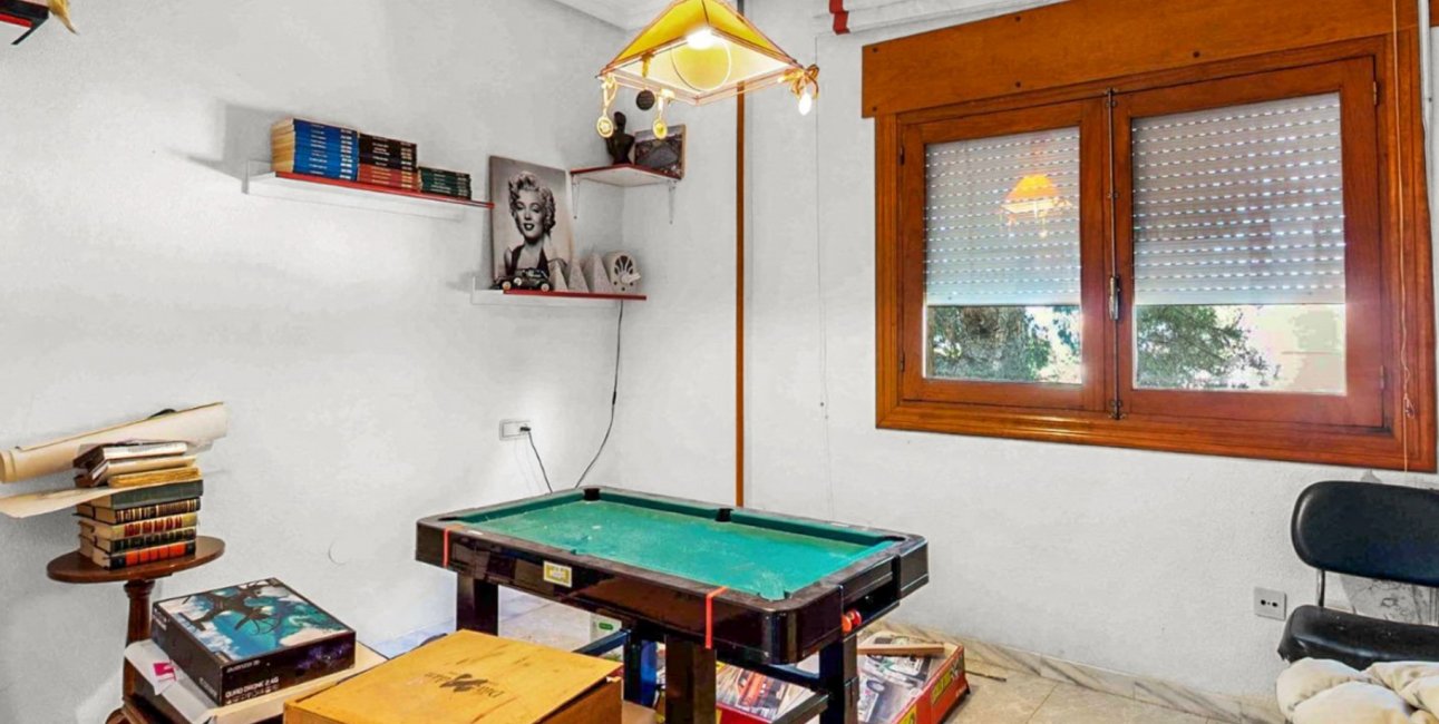 Resale - Villa -
Orihuela Costa - Los Balcones