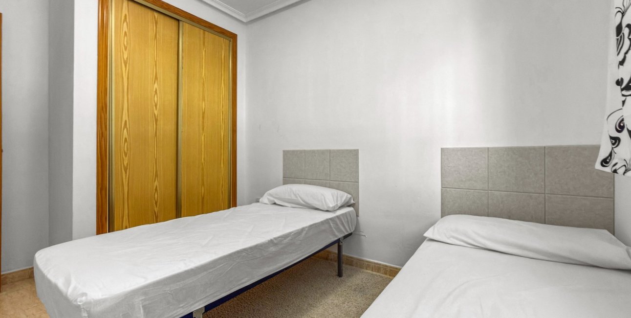 Resale - Apartment / flat -
Orihuela Costa - Playa Flamenca