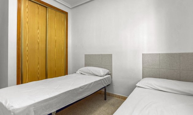 Resale - Apartment / flat -
Orihuela Costa - Playa Flamenca