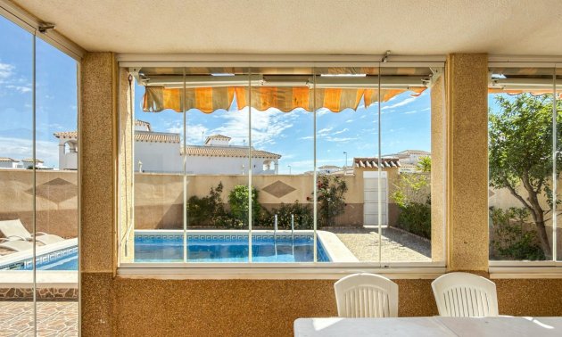 Resale - Apartment / flat -
Orihuela Costa - Playa Flamenca