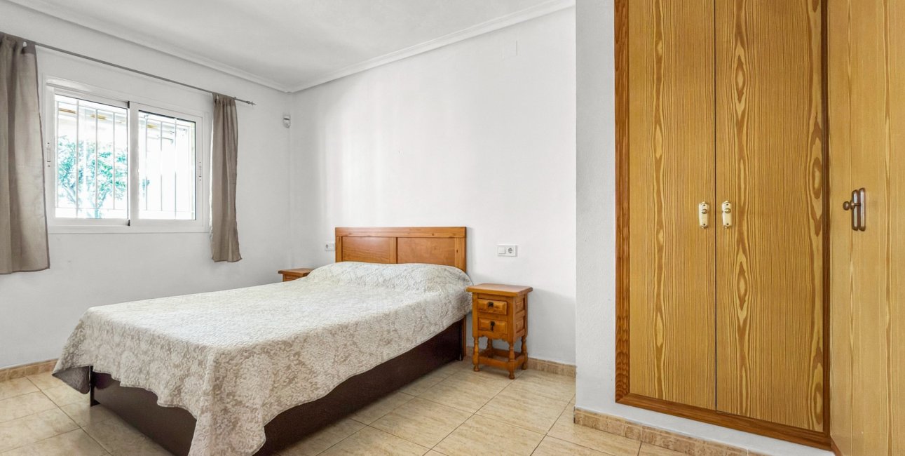 Resale - Apartment / flat -
Orihuela Costa - Playa Flamenca