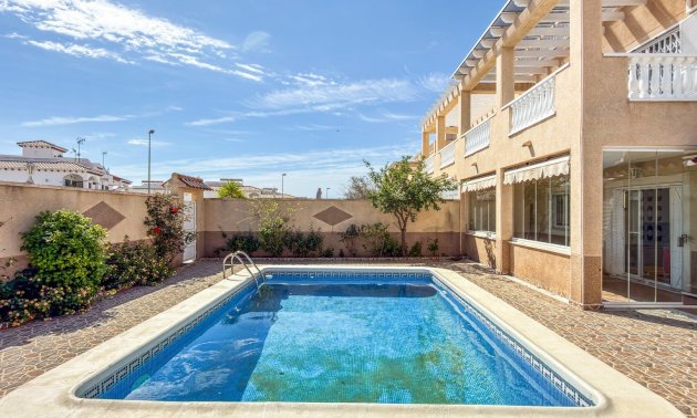 Resale - Apartment / flat -
Orihuela Costa - Playa Flamenca