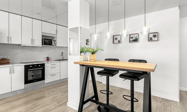 Resale - Apartment / flat -
Torrevieja - Playa Acequion
