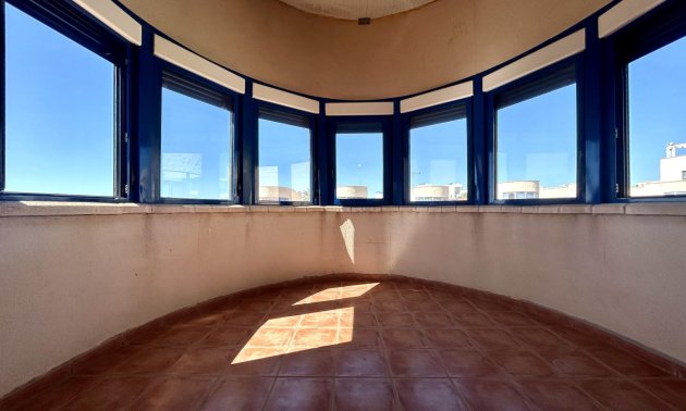 Resale - Townhouse -
Orihuela Costa - Aguamarina