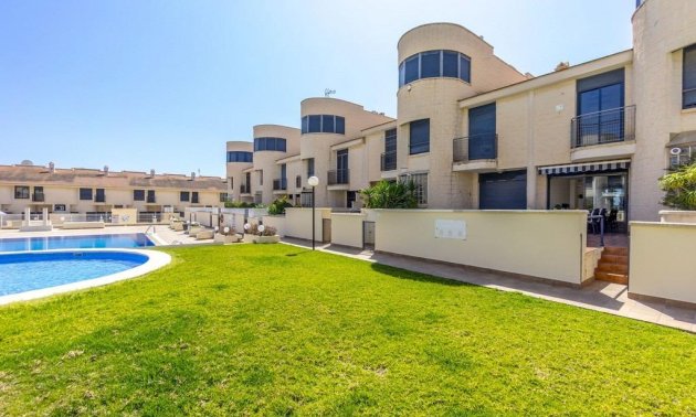 Resale - Townhouse -
Orihuela Costa - Aguamarina