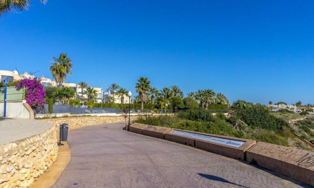 Resale - Townhouse -
Orihuela Costa - Aguamarina