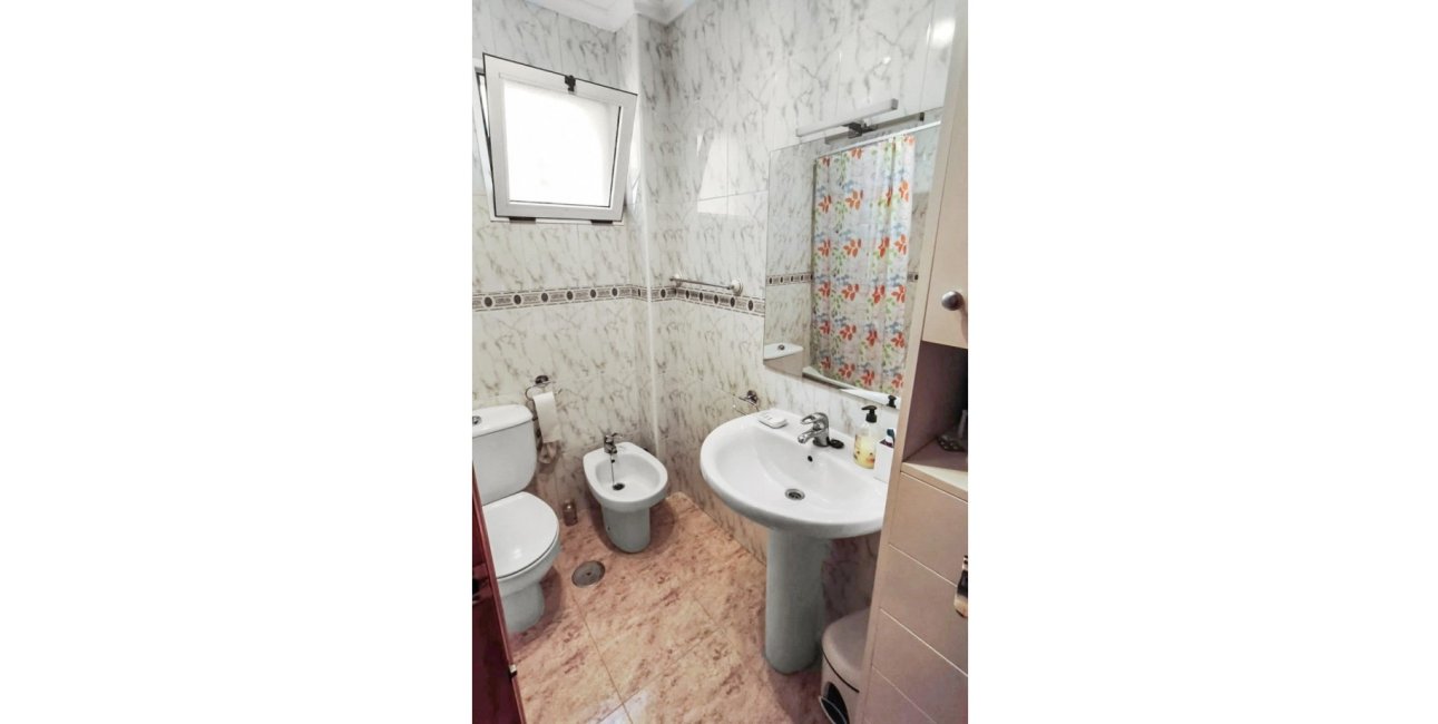 Resale - Apartment / flat -
Orihuela Costa - Playa Flamenca