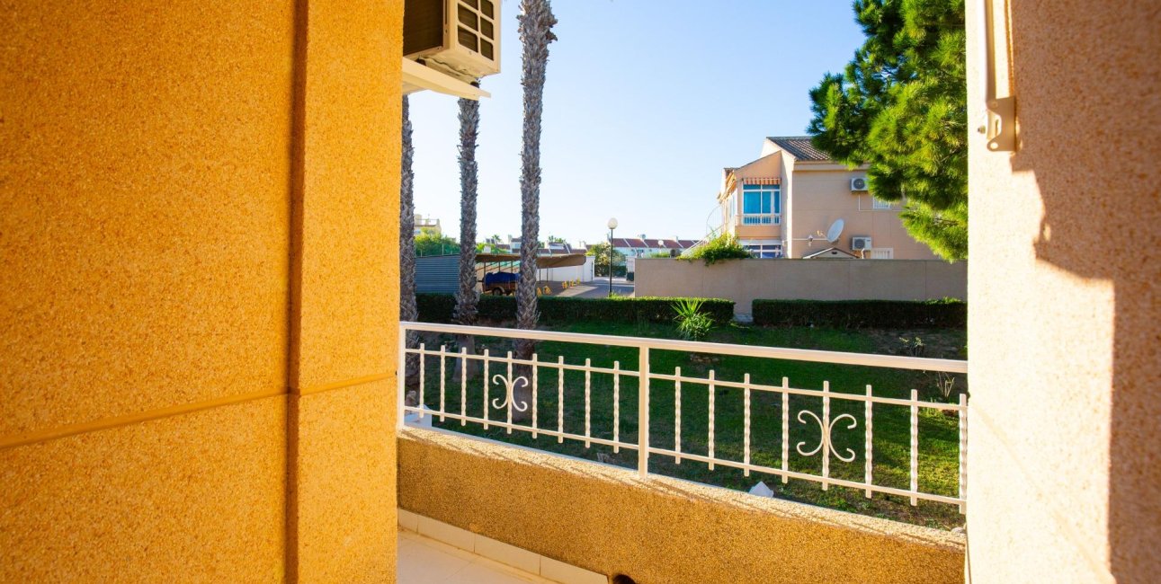 Resale - Apartment / flat -
Torrevieja - Torreblanca