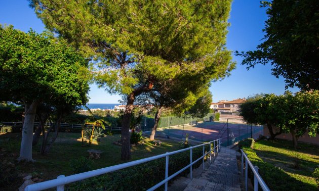Resale - Apartment / flat -
Torrevieja - Torreblanca