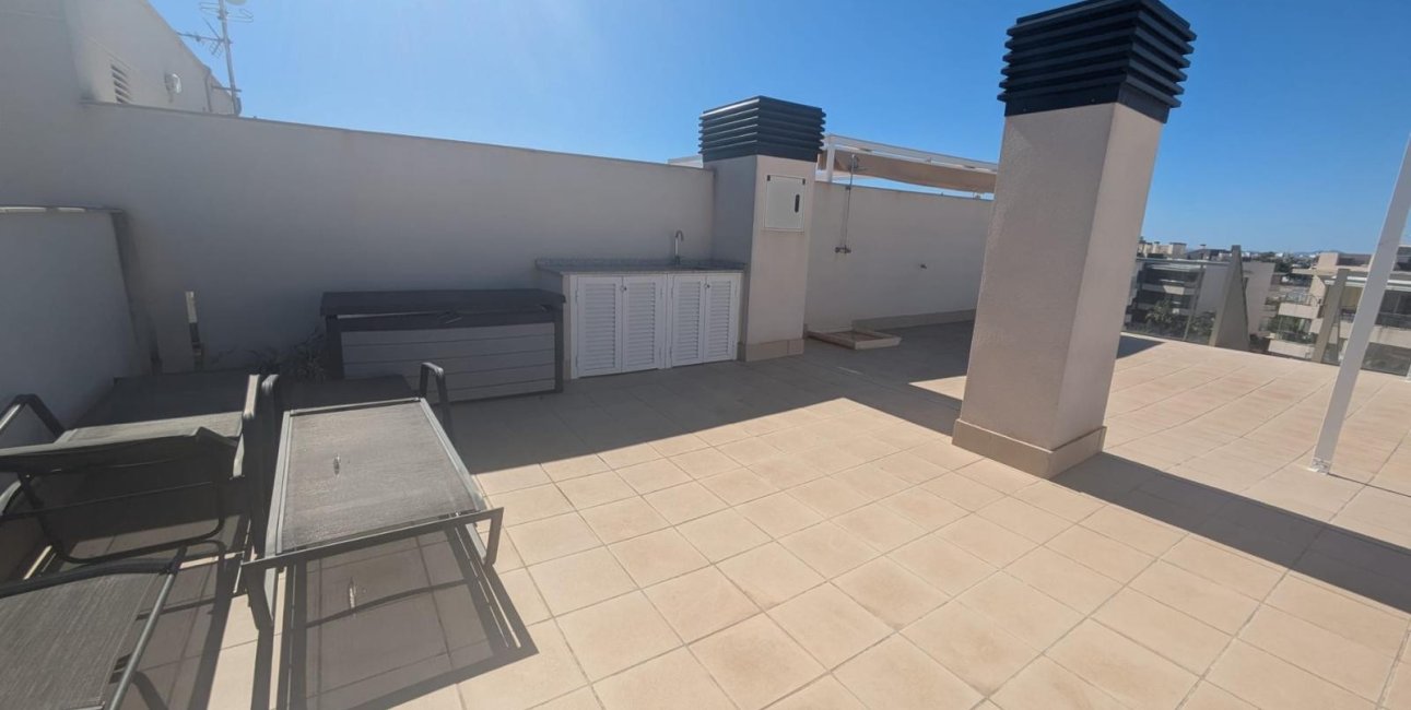 Resale - Penthouse -
Orihuela Costa - Villamartin