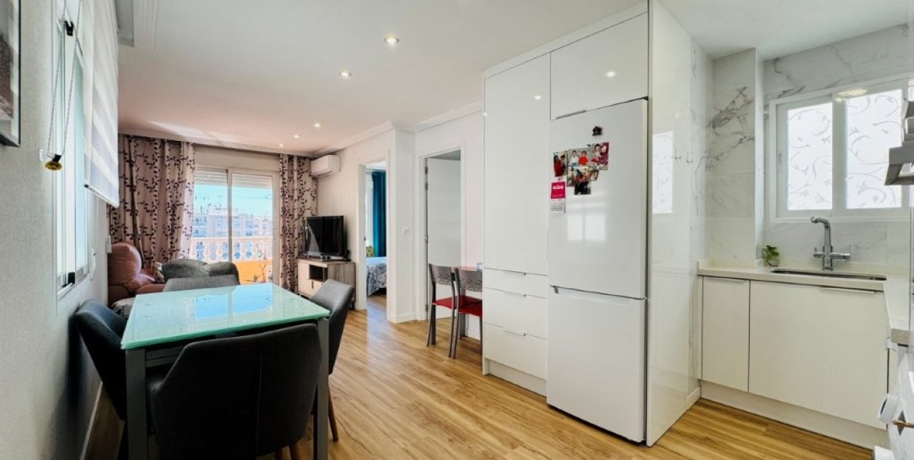Resale - Apartment / flat -
Guardamar del Segura - Pueblo