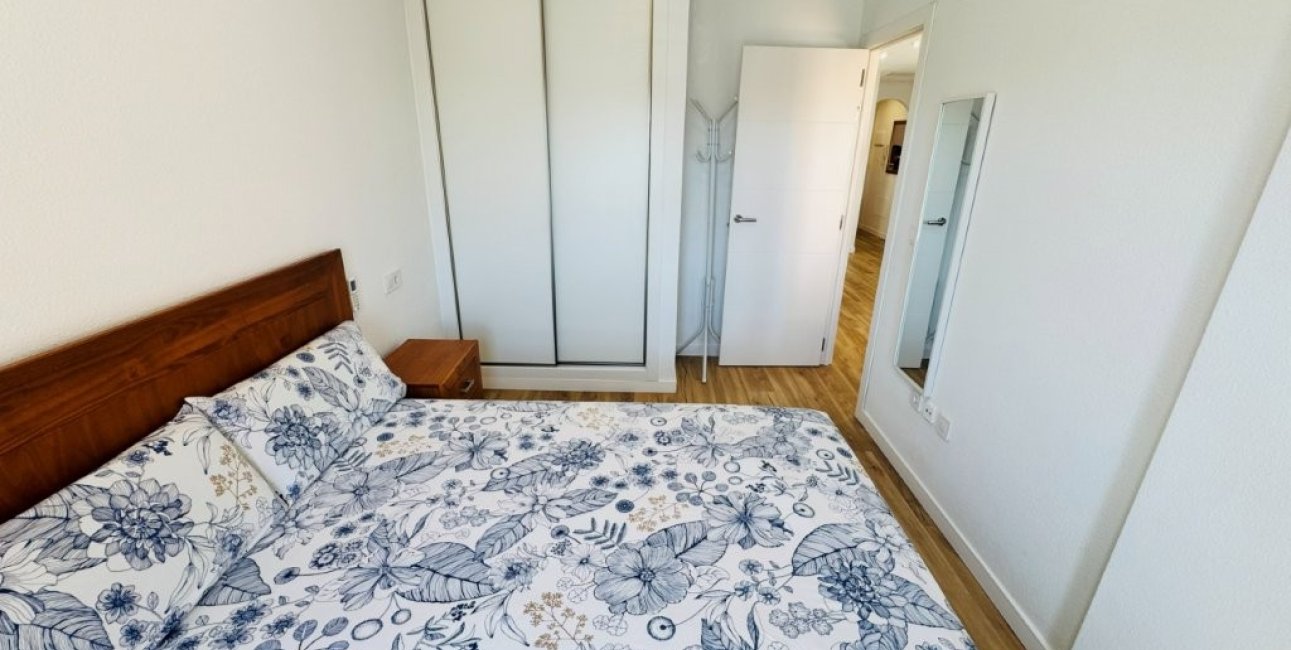 Resale - Apartment / flat -
Guardamar del Segura - Pueblo