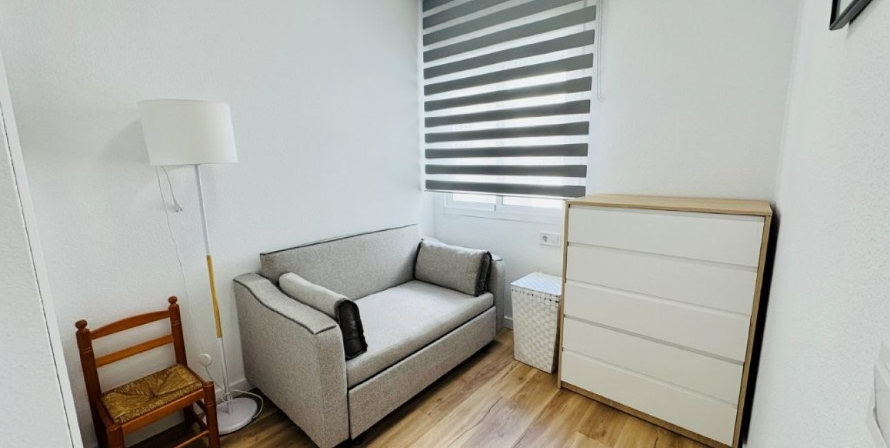 Resale - Apartment / flat -
Guardamar del Segura - Pueblo