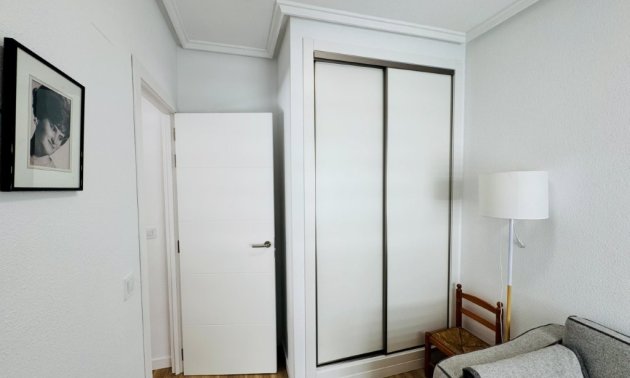Resale - Apartment / flat -
Guardamar del Segura - Pueblo