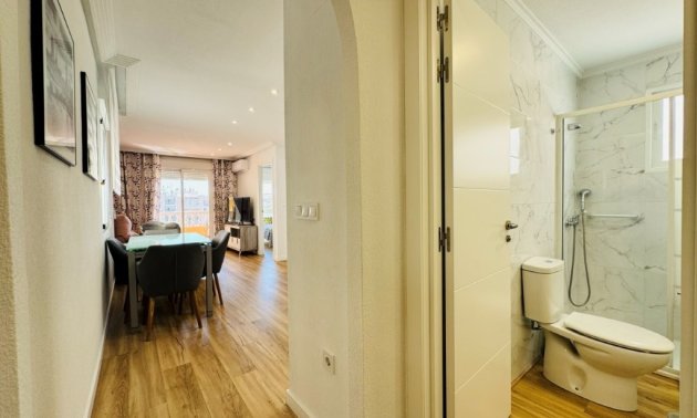 Resale - Apartment / flat -
Guardamar del Segura - Pueblo