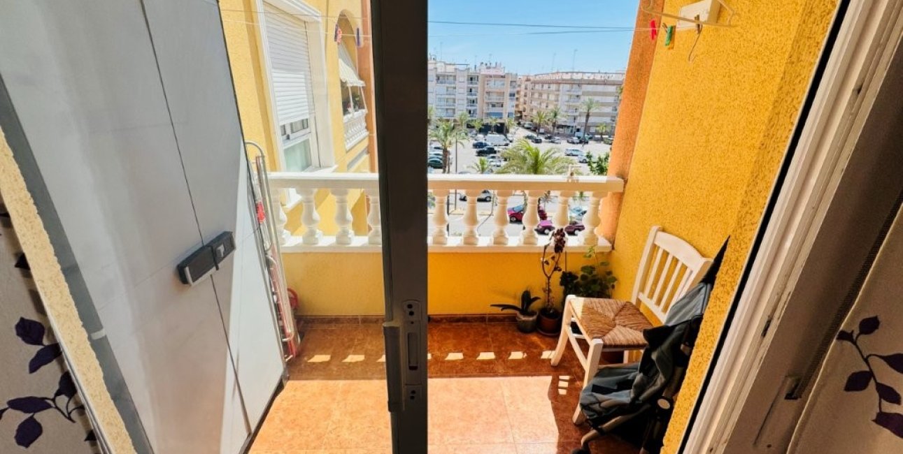 Resale - Apartment / flat -
Guardamar del Segura - Pueblo
