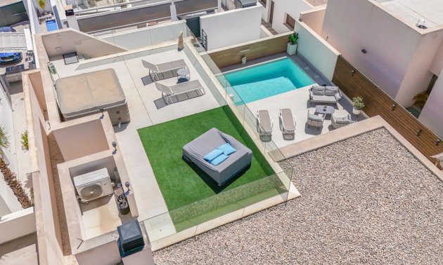 Resale - Villa -
Benijofar - Benijofar - Village
