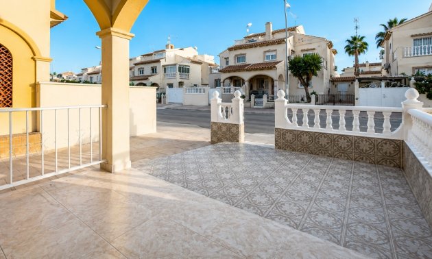 Resale - Townhouse -
Orihuela Costa - Playa Flamenca