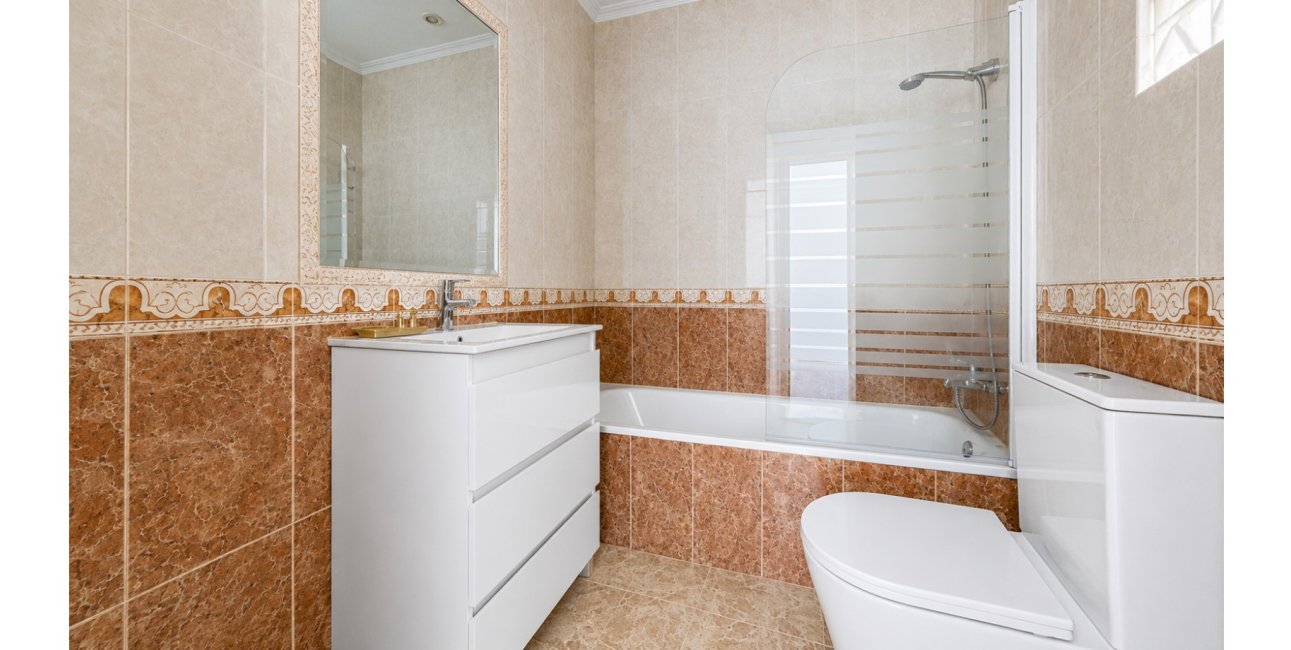Resale - Townhouse -
Orihuela Costa - Playa Flamenca