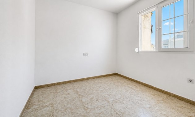 Resale - Townhouse -
Orihuela Costa - Playa Flamenca