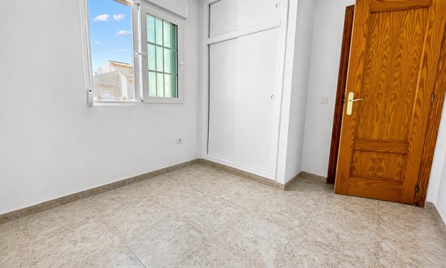 Resale - Townhouse -
Orihuela Costa - Playa Flamenca