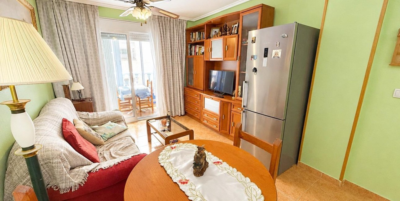 Resale - Apartment / flat -
Torrevieja - Nueva Torrevieja