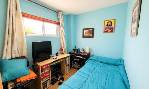 Resale - Apartment / flat -
Torrevieja - Nueva Torrevieja