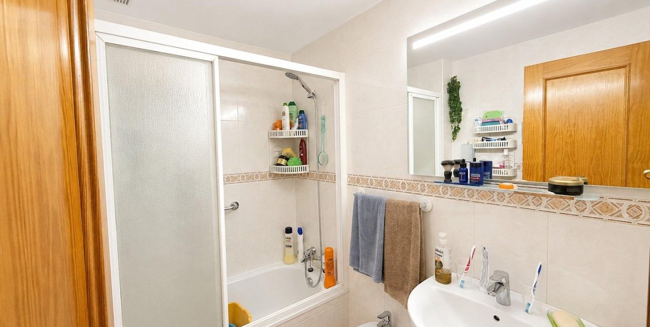 Resale - Apartment / flat -
Torrevieja - Nueva Torrevieja