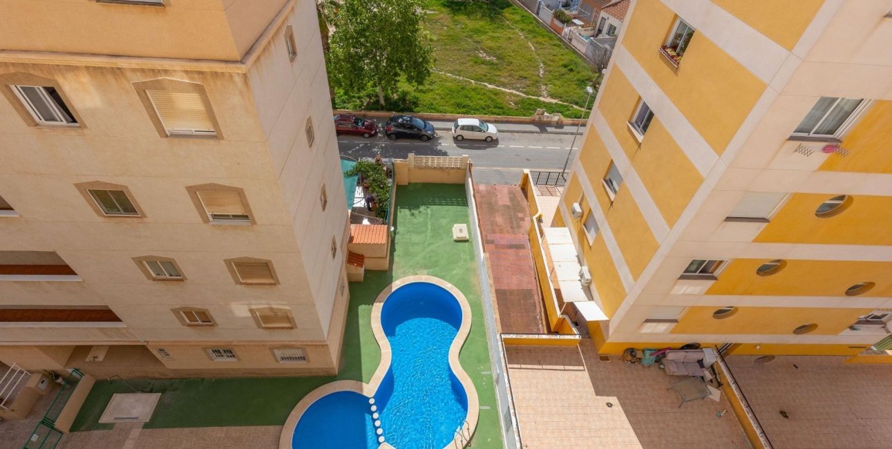 Resale - Apartment / flat -
Torrevieja - Nueva Torrevieja