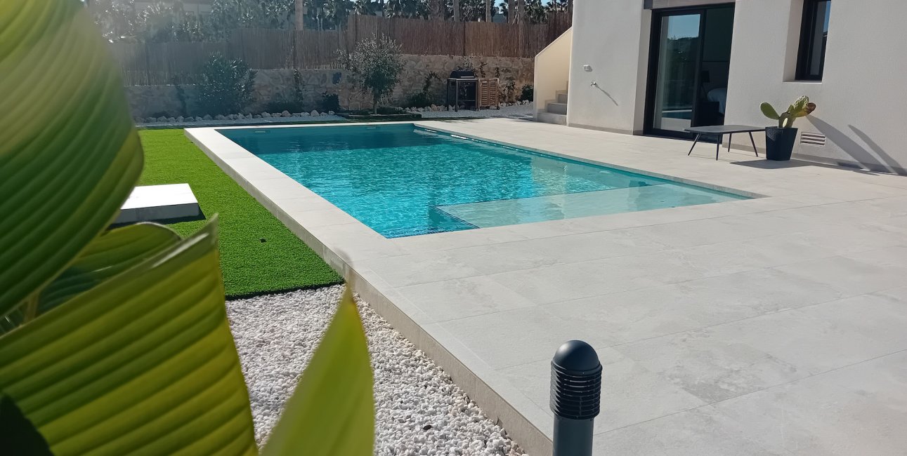 Resale - Villa -
Algorfa - La Finca Golf Resort