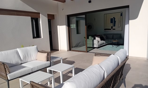 Resale - Villa -
Algorfa - La Finca Golf Resort