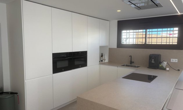 Resale - Villa -
Algorfa - La Finca Golf Resort