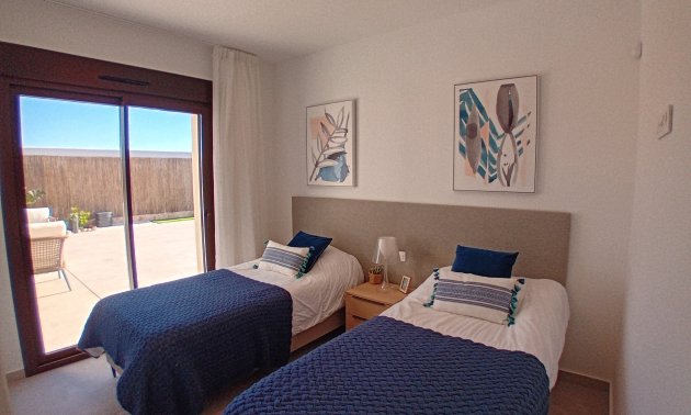 Resale - Villa -
Algorfa - La Finca Golf Resort