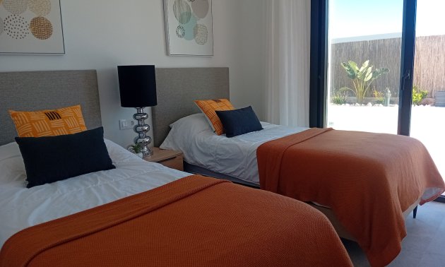 Resale - Villa -
Algorfa - La Finca Golf Resort