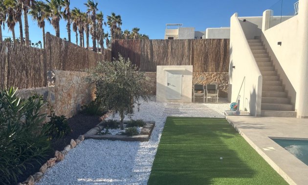 Resale - Villa -
Algorfa - La Finca Golf Resort