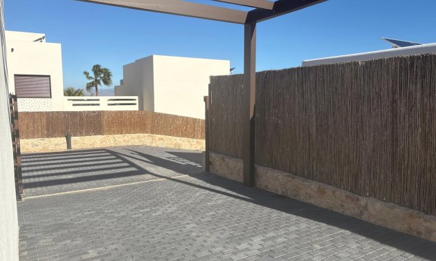 Resale - Villa -
Algorfa - La Finca Golf Resort